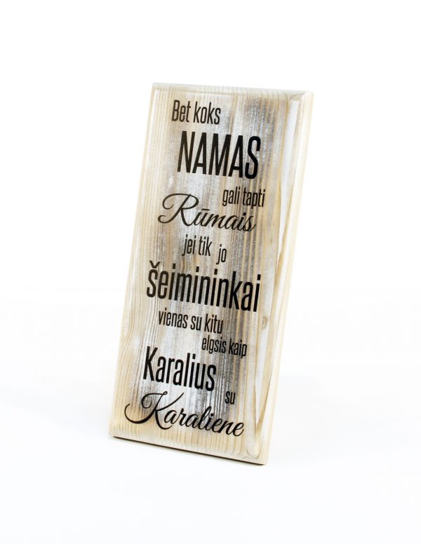 Medinė Lentelė su užrašu Bet koks namas
